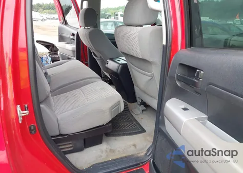 2008 Toyota Tundra Sr5 5.7L V8 z USA, uszkodzony, nr VIN 5TBBV54198S501383